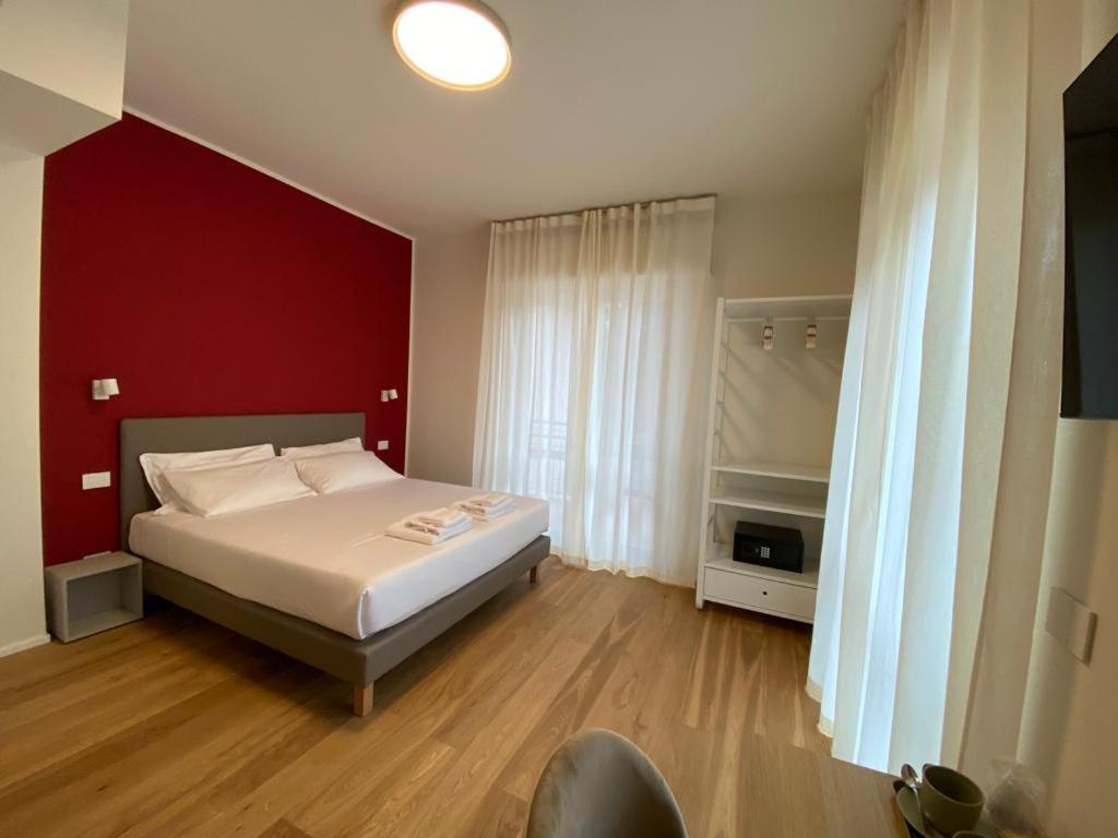 Foresteria Dansi Varese Exteriör bild